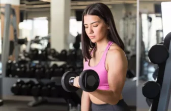 How Can Women Maintain Healthy Skin During Exercise?